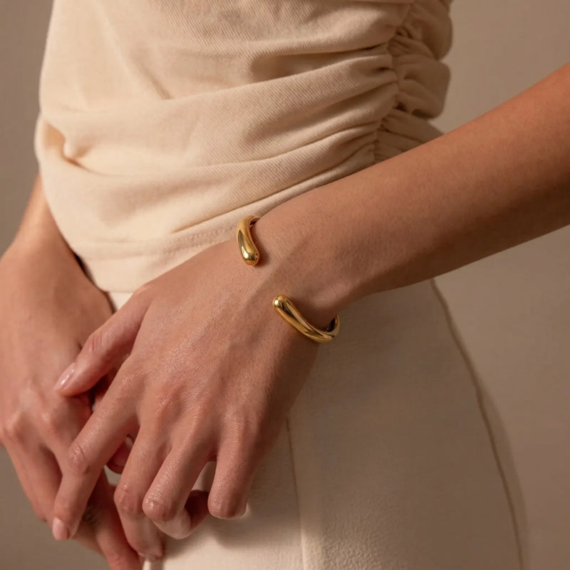 Sculptural 18K Gold Pave Bangle