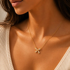 Lunette Bow Necklace