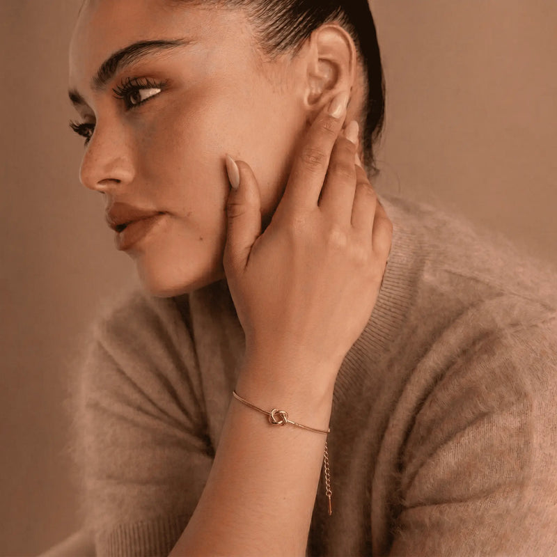 Braclates amarose-vanya-knot-bracelet Amarose Vanya Knot Bracelet