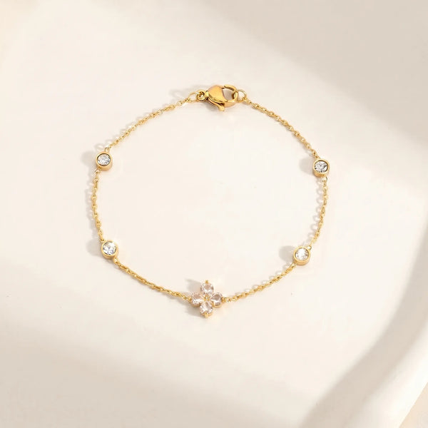 Lucky Clover Spark 18K Bracelet