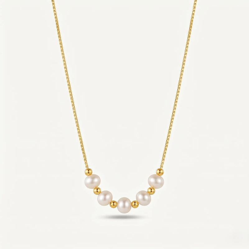 Pearlisse Arc Necklace