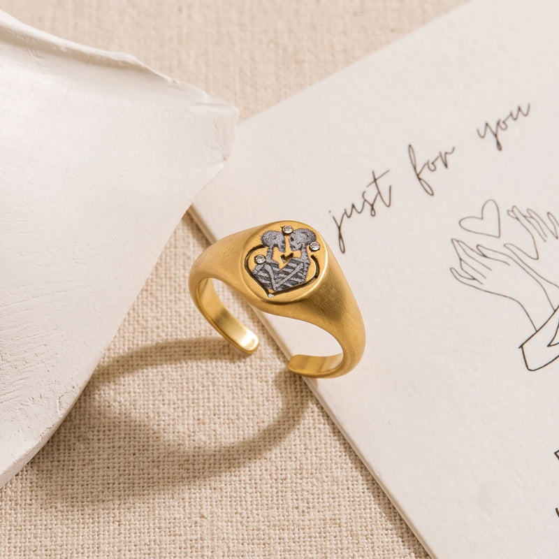 Vintage Eternal Love Signet Ring