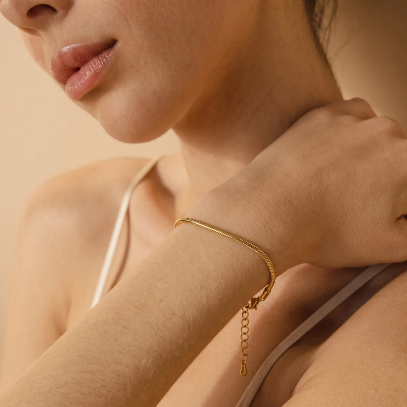 Classic Gold Snake Chain Bracelet, product photo 3