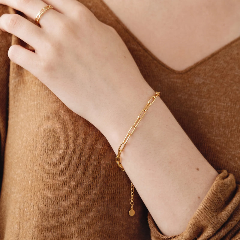 Gold Paperclip Link Bracelet, product photo 2