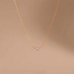 Round solitaire pendant necklace in gold tone, product photo 6