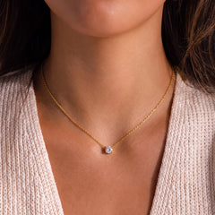 Solitaire Pendant Linked Chain Necklace, product photo 2