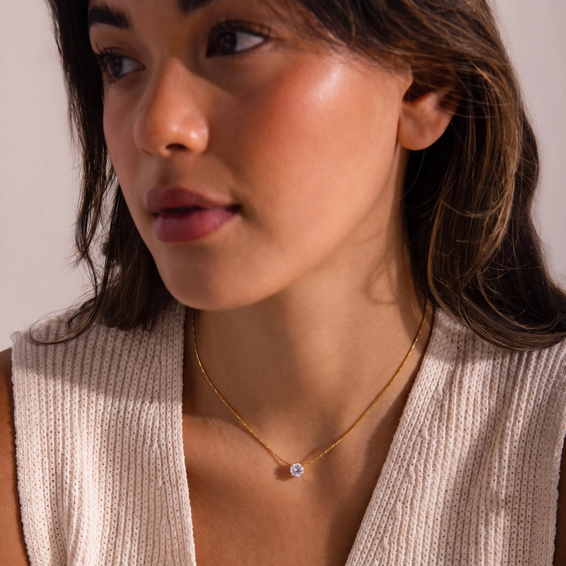 Solitaire Pendant Linked Chain Necklace, product photo 3