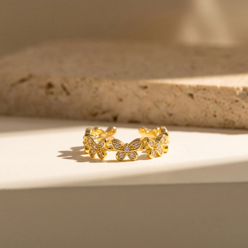 Sparkling Floral Vine Ring, product photo 3