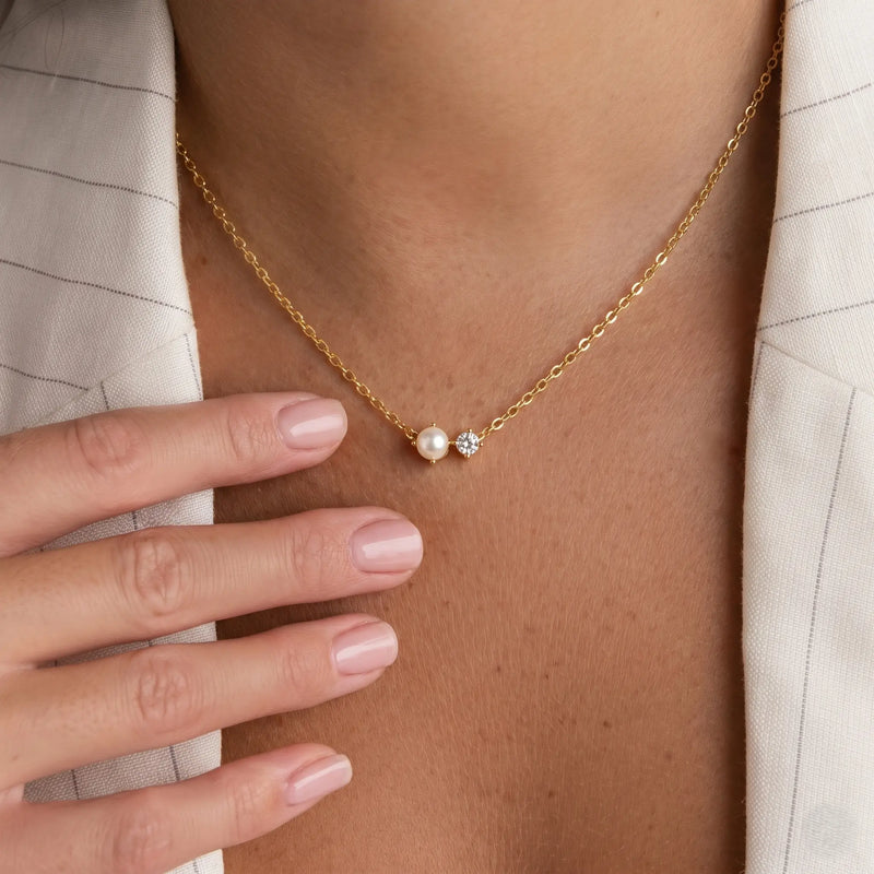 Elara Pearl & Crystal Necklace