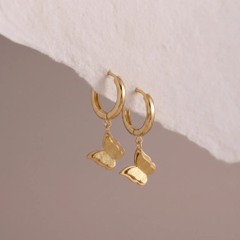 Golden Flutter 18k Huggies