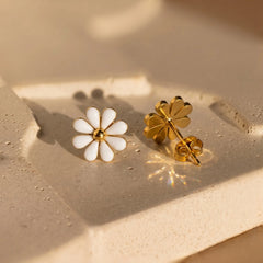Bloom Charm 18k Stud Earrings