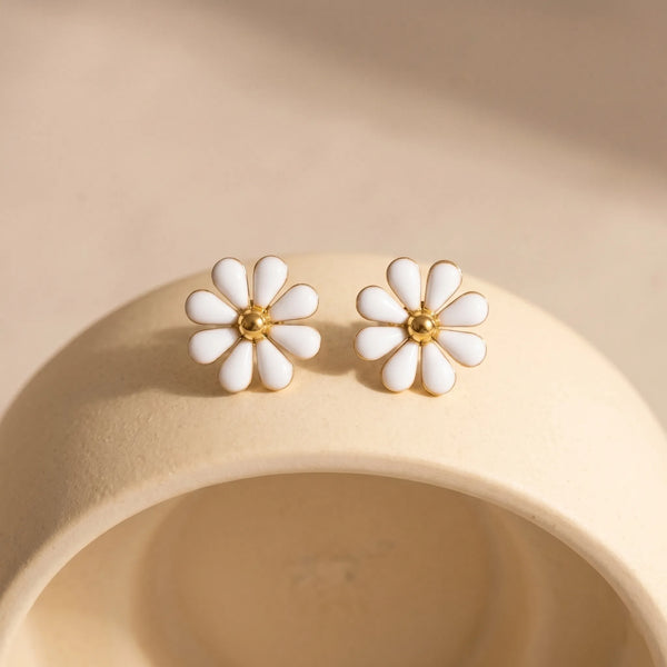 Bloom Charm 18k Stud Earrings