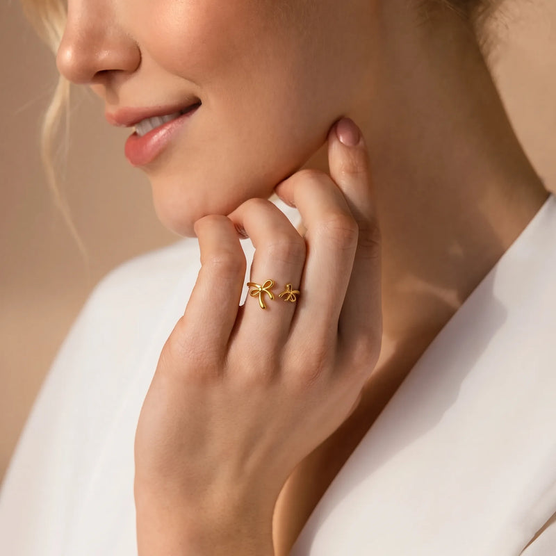 Golden Bow Adjustable 18K Ring