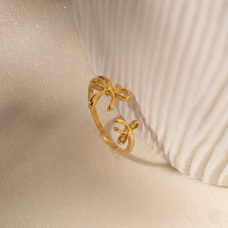 Golden Bow Adjustable 18K Ring
